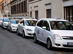 Taxi di Roma